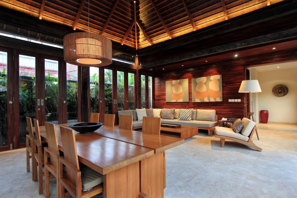 Suar Drupadi Seminyak