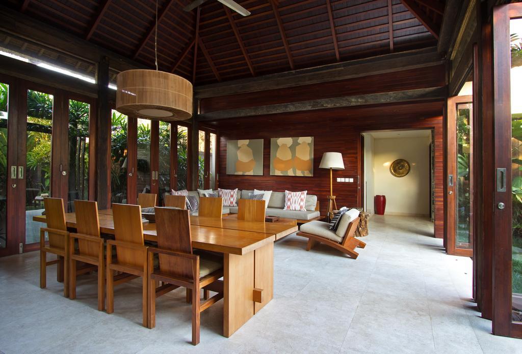 Suar Drupadi Villa Seminyak