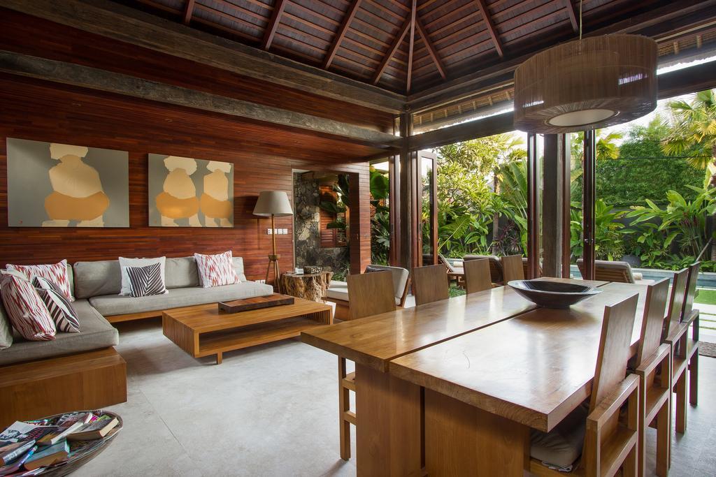 Suar Drupadi Villa Seminyak