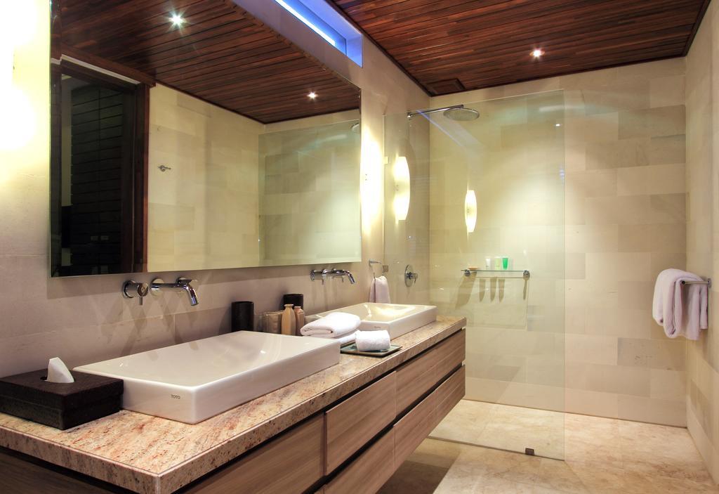 Suar Drupadi Seminyak