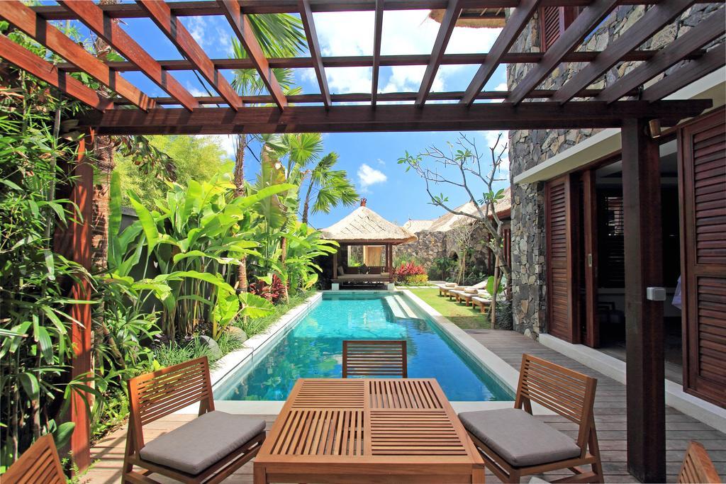 Suar Drupadi Seminyak