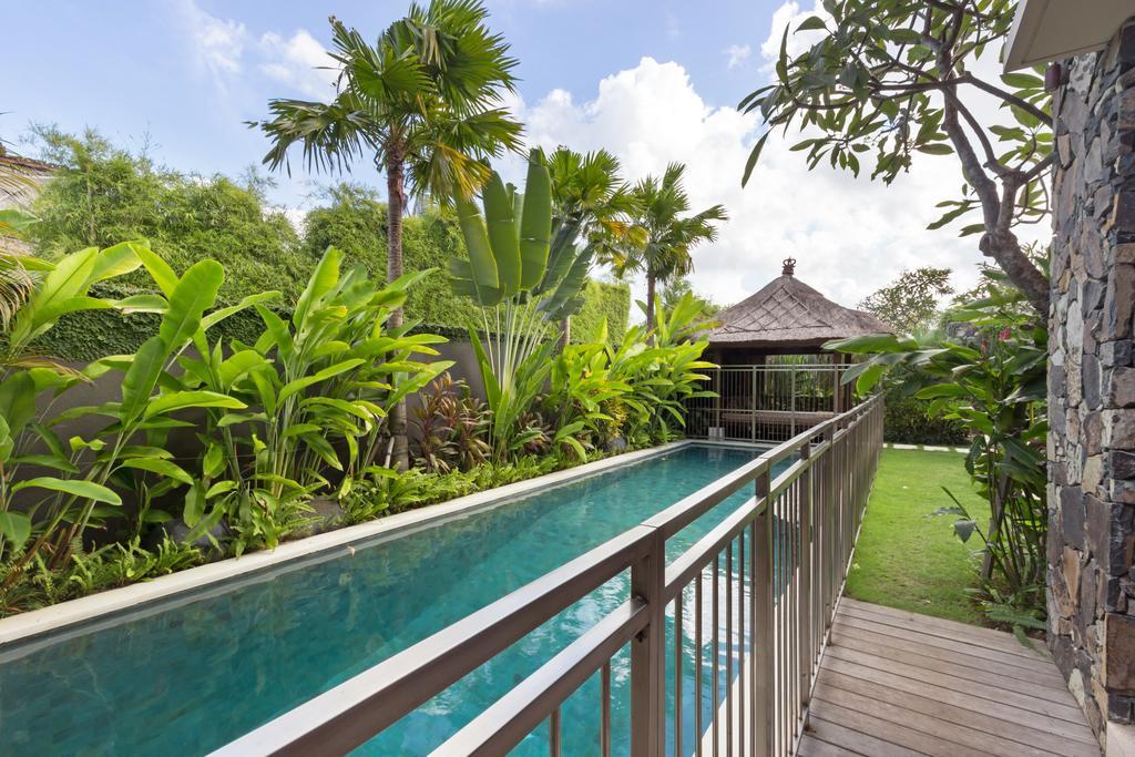 Suar Drupadi Seminyak